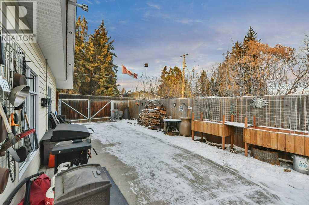 5406 50 Avenue, Lacombe