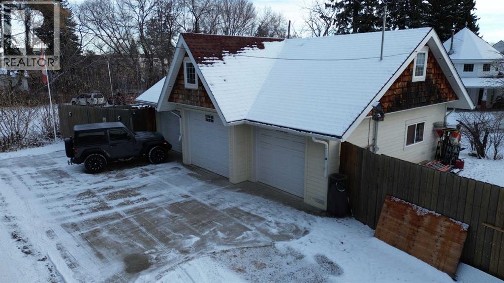 5406 50 Avenue, Lacombe