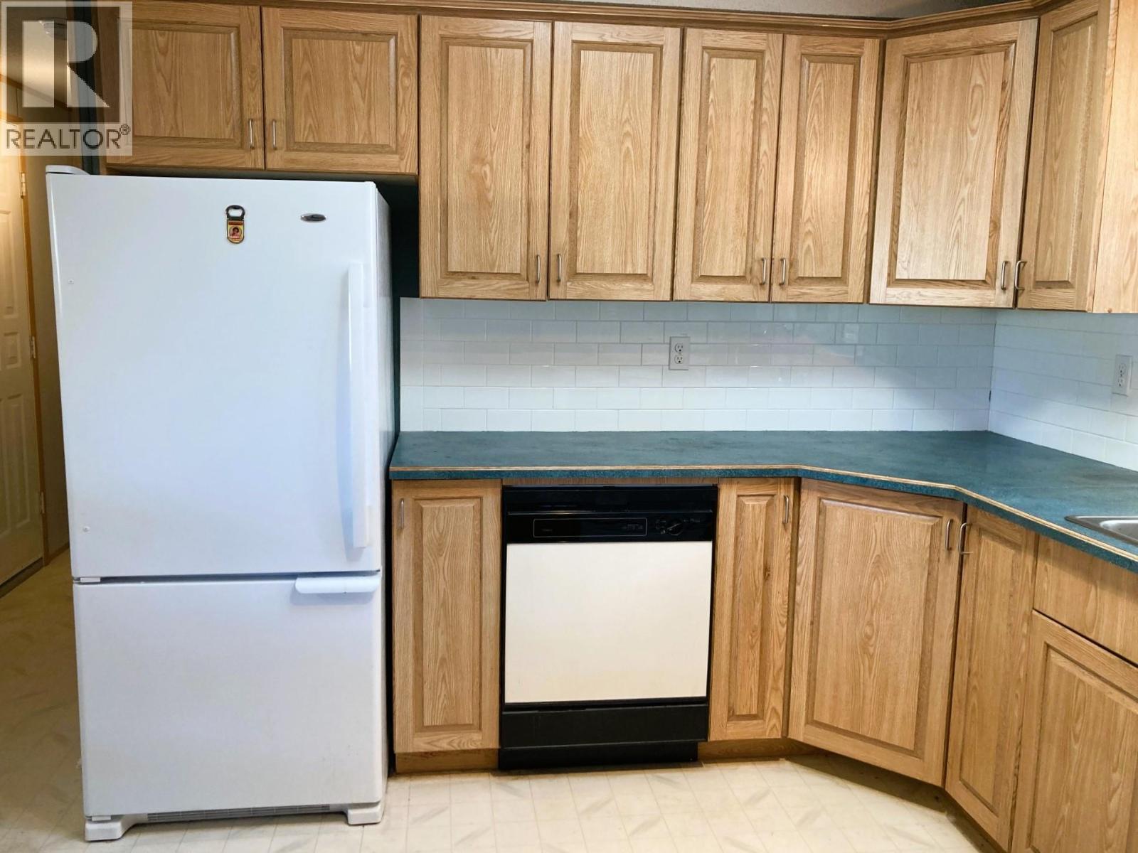 28 1420 Trans Canada Highway, Sorrento