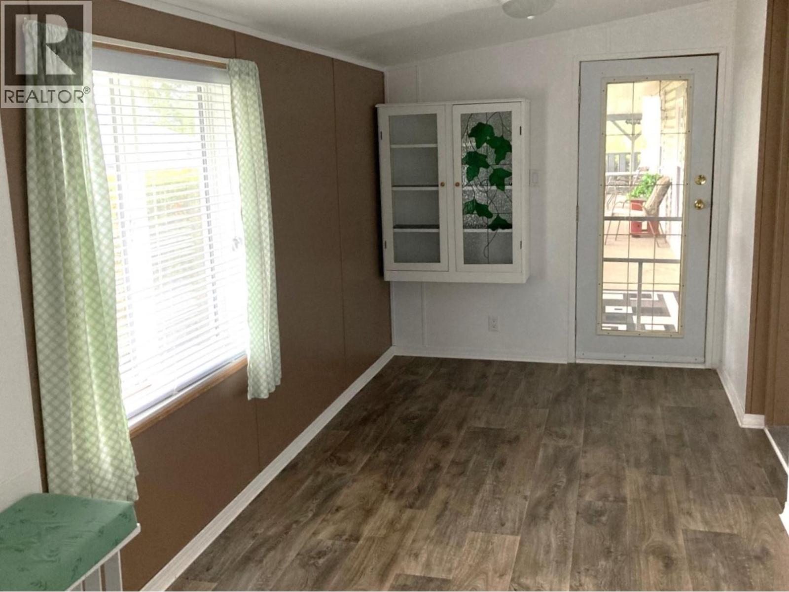 28 1420 Trans Canada Highway, Sorrento