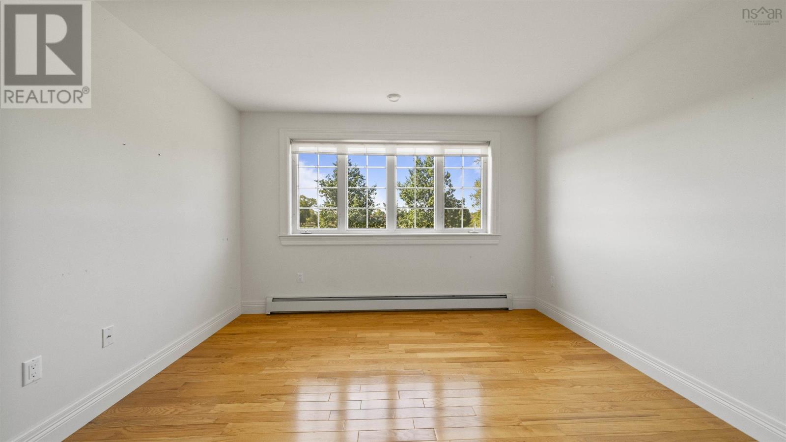 Single Family House for Sale in  Highway  Brentwood 