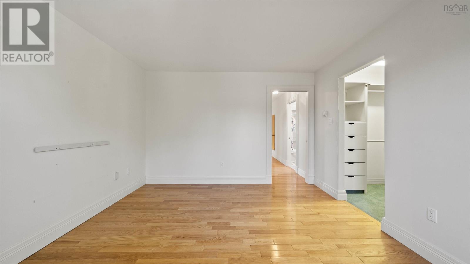 Single Family House for Sale in  Highway  Brentwood 