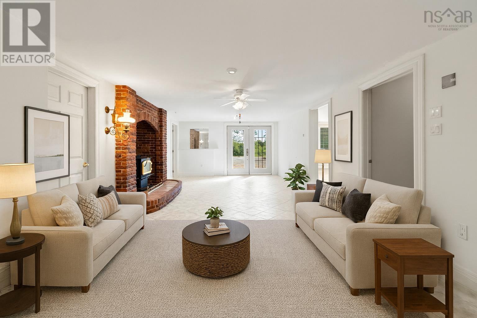 Single Family House for Sale in  Highway  Brentwood 