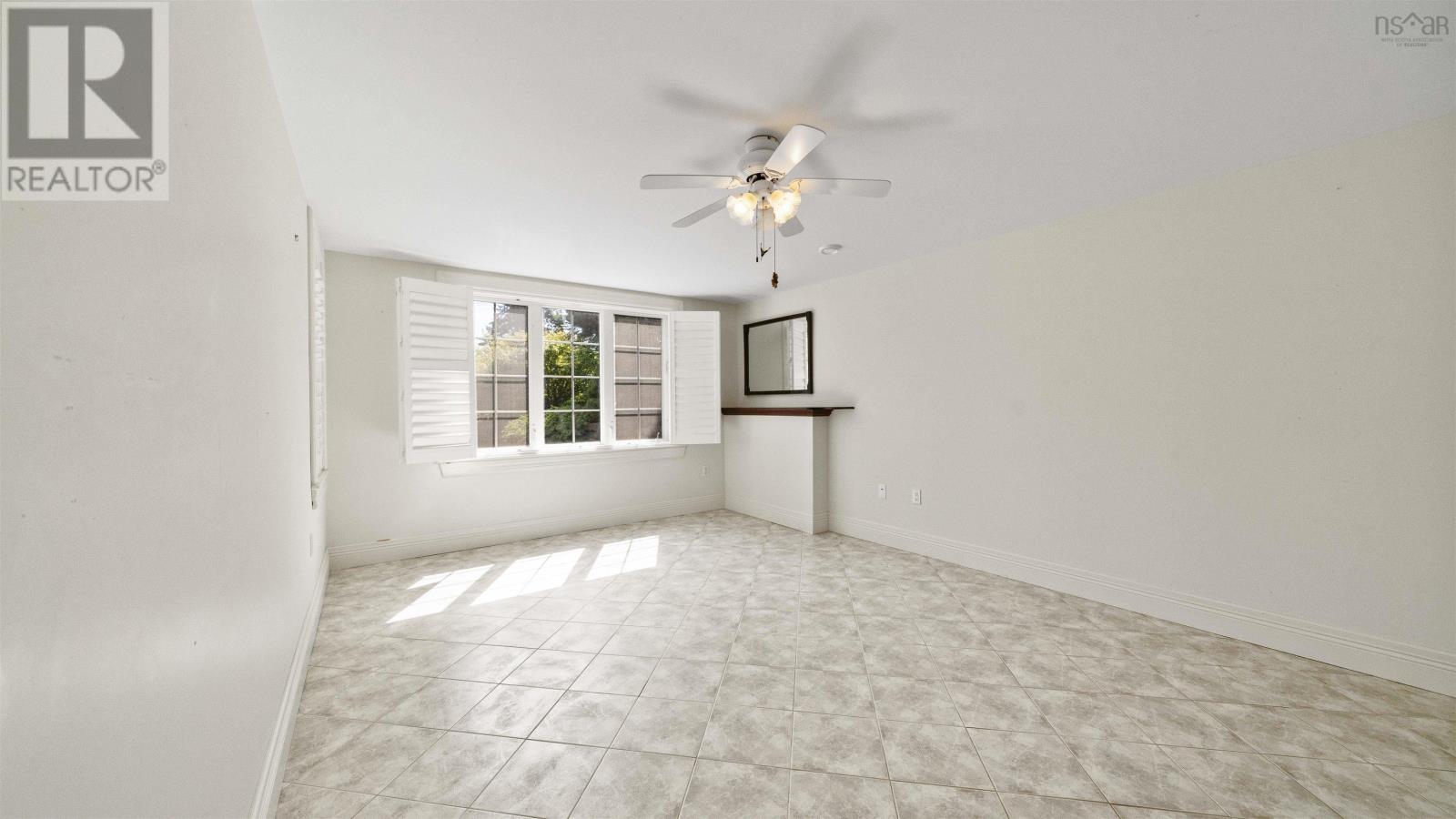 Single Family House for Sale in  Highway  Brentwood 