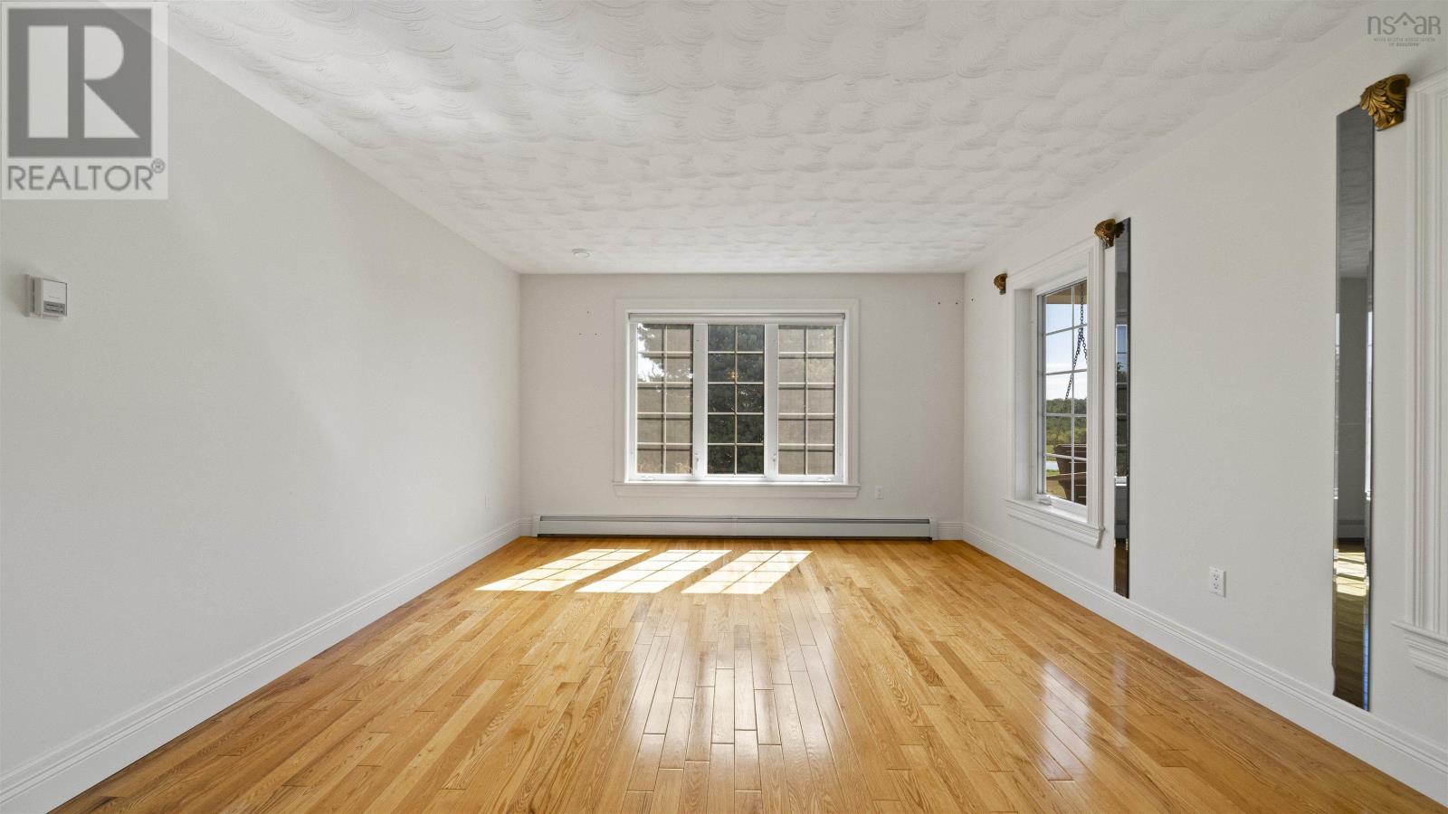 Single Family House for Sale in  Highway  Brentwood 