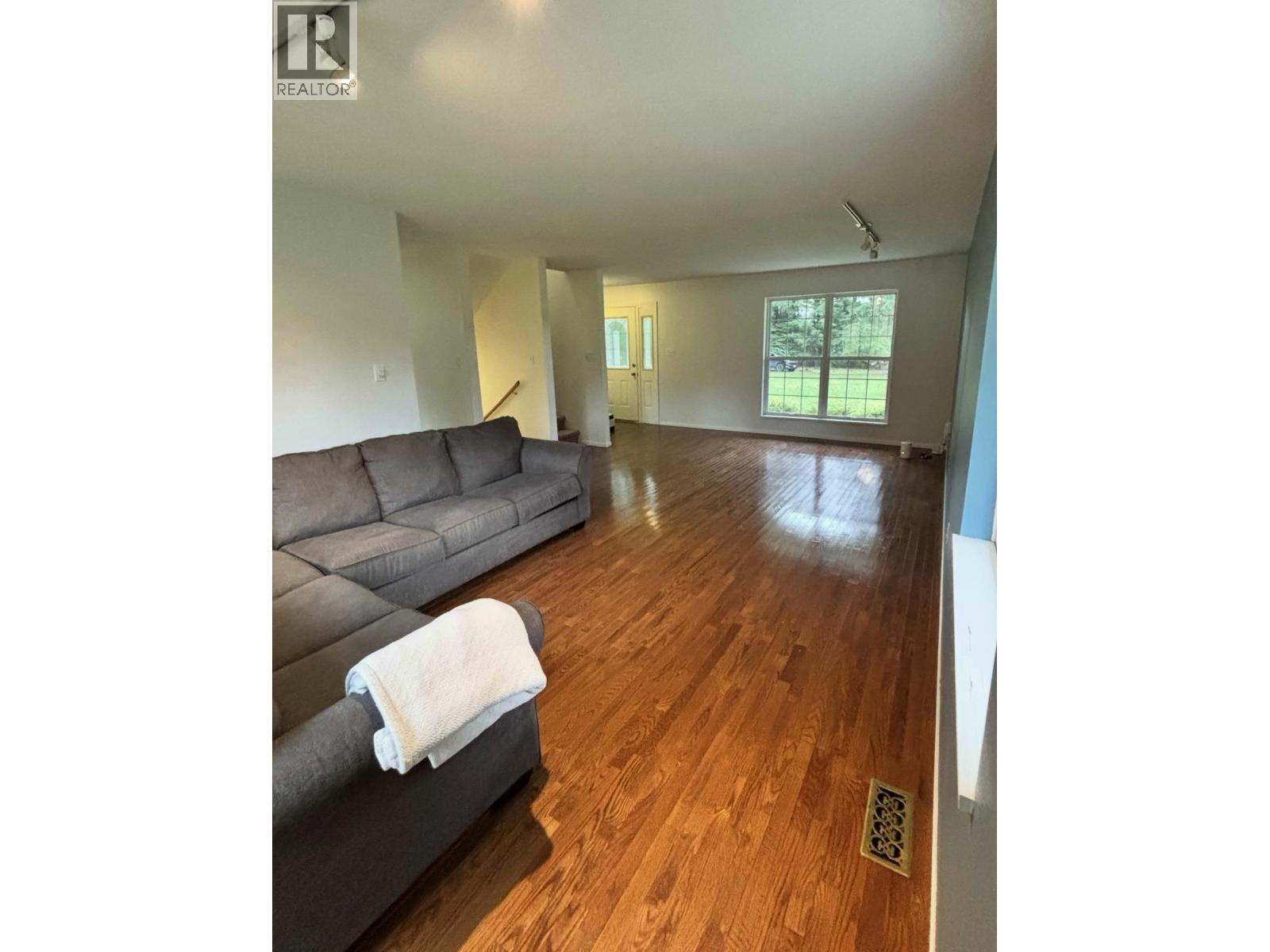 4404 EBY Street, Terrace