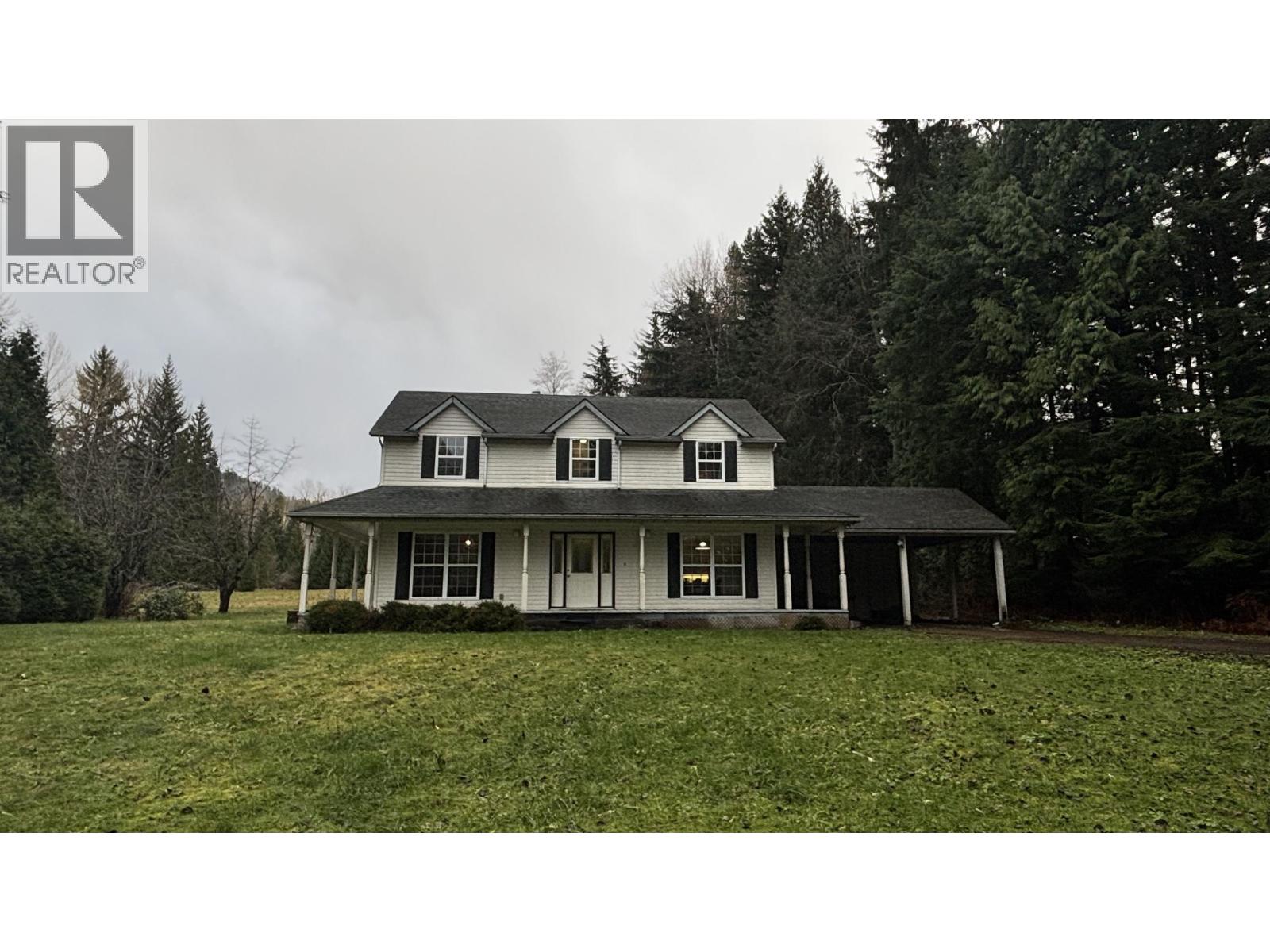 4404 EBY Street, Terrace