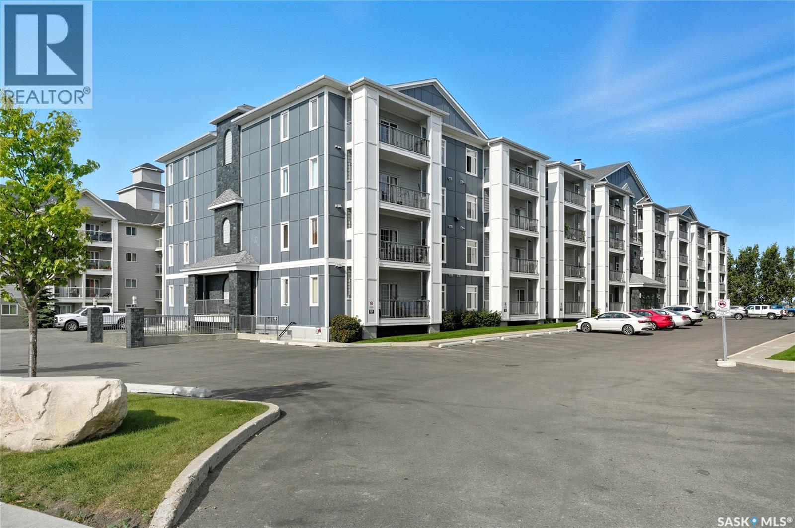 Single Family House High rise for Sale in   Nelson ROAD Saskatoon 