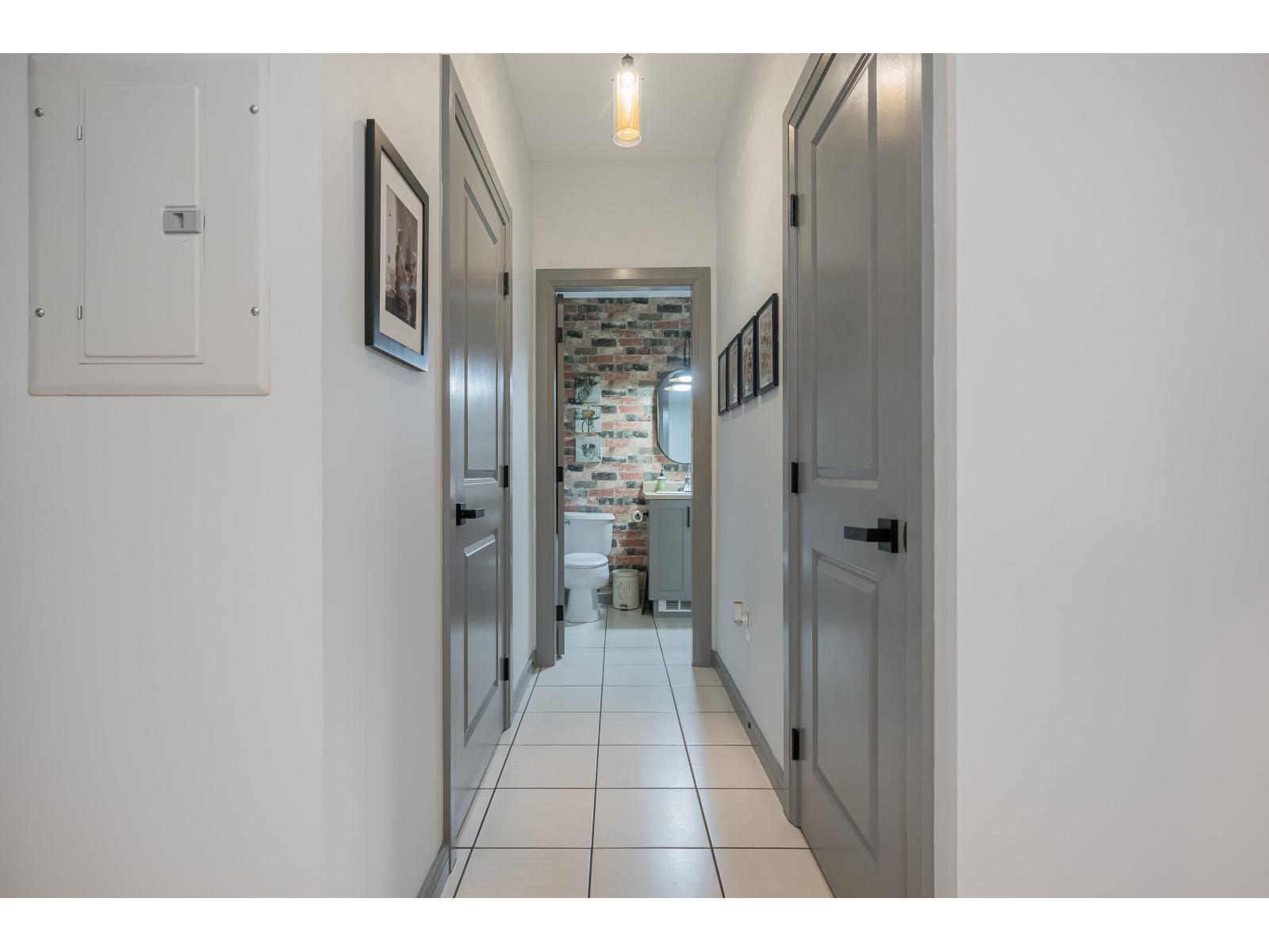 314 45530 MARKET WAY, Garrison Crossing, Chilliwack