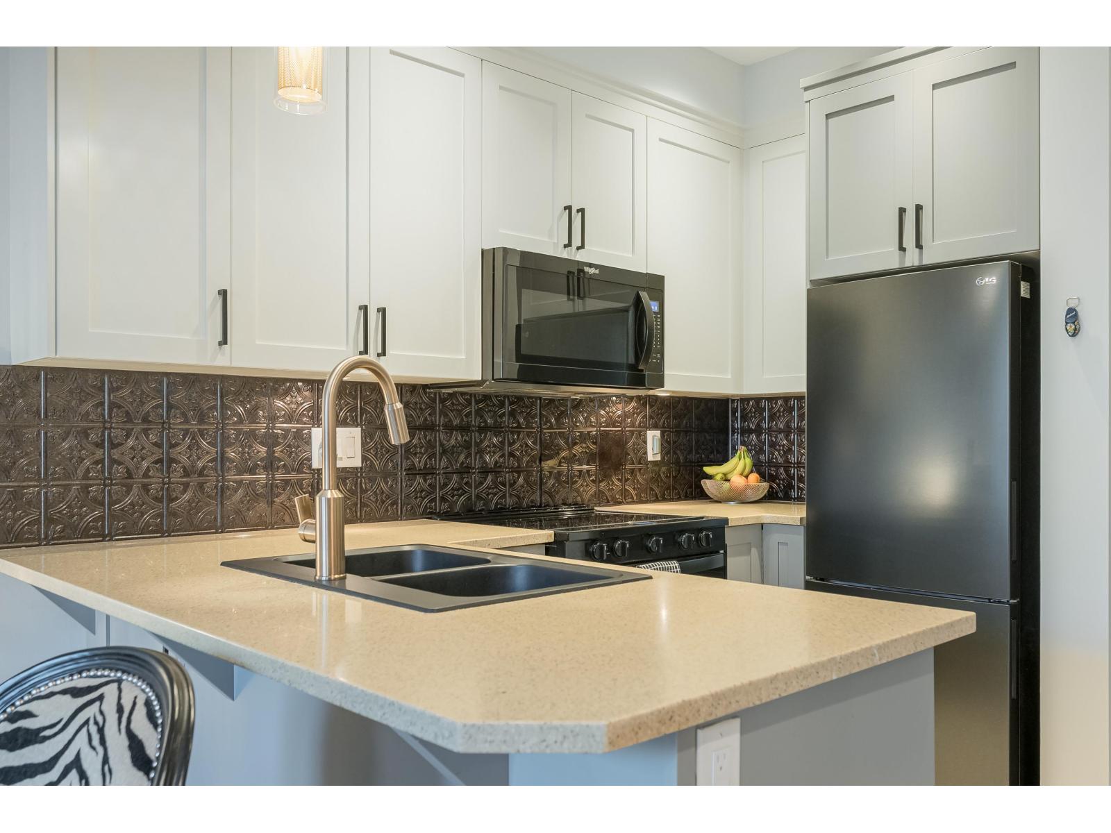 314 45530 MARKET WAY, Garrison Crossing, Chilliwack