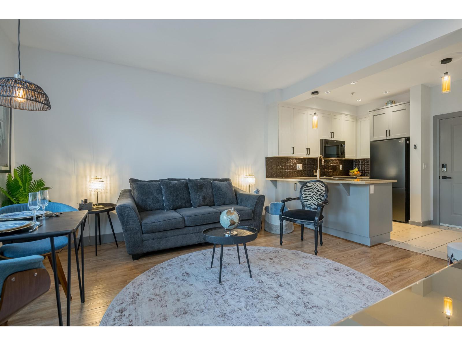 314 45530 MARKET WAY, Garrison Crossing, Chilliwack