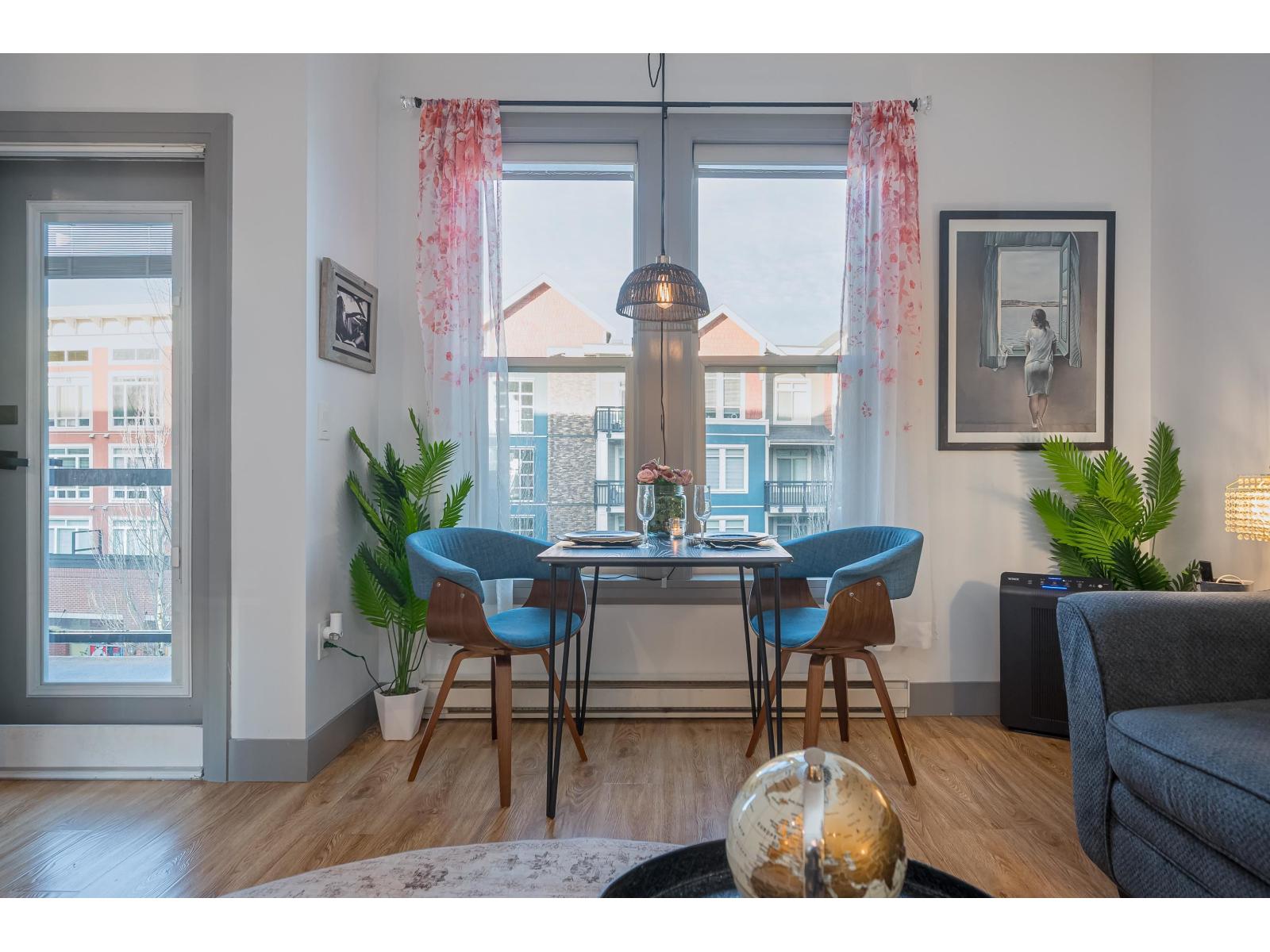 314 45530 MARKET WAY, Garrison Crossing, Chilliwack