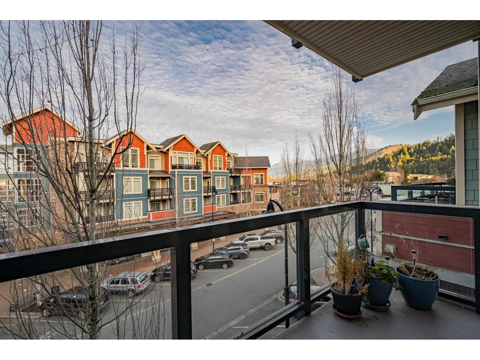 314 45530 MARKET WAY, Garrison Crossing, Chilliwack