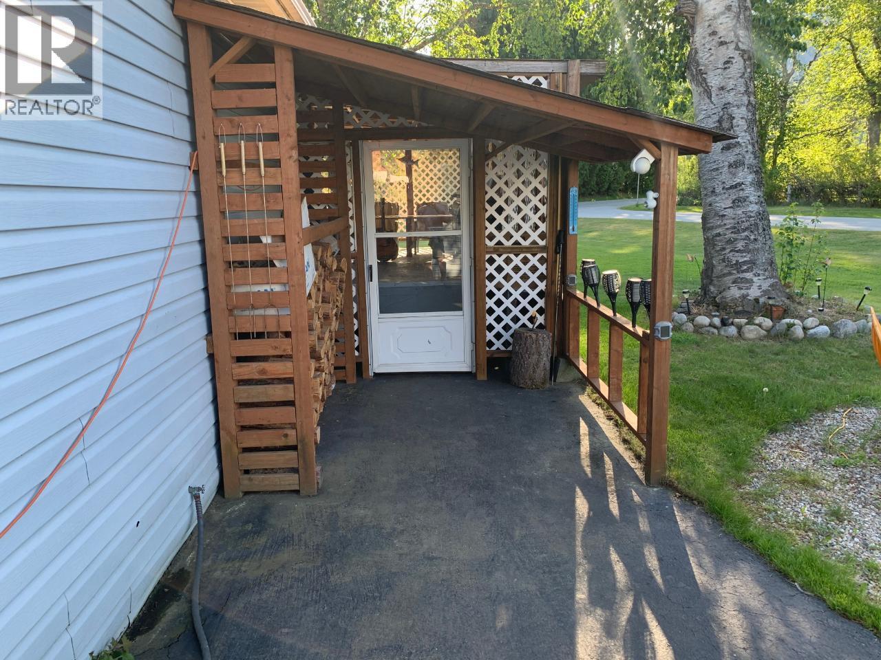 152 SCHULTE Crescent Unit# 1, Castlegar