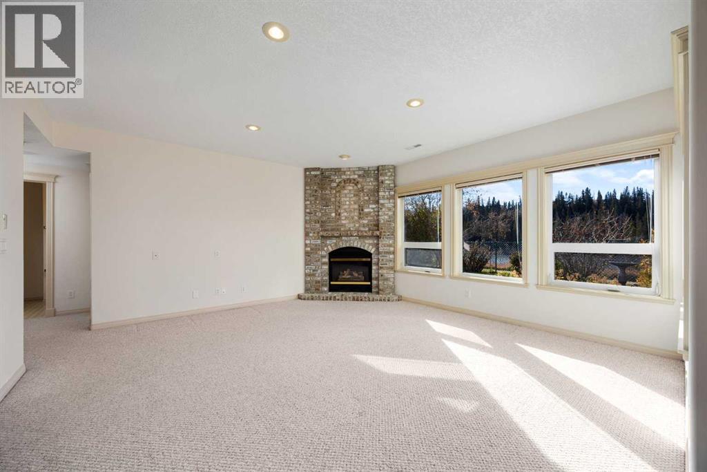 103 West Terrace Point, Cochrane