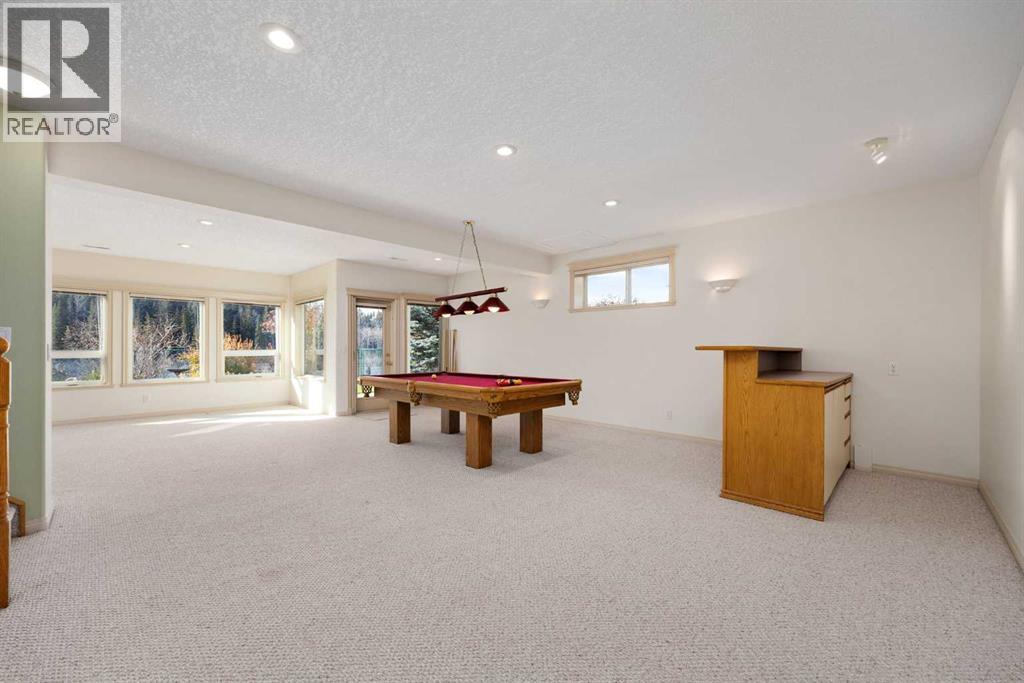 103 West Terrace Point, Cochrane