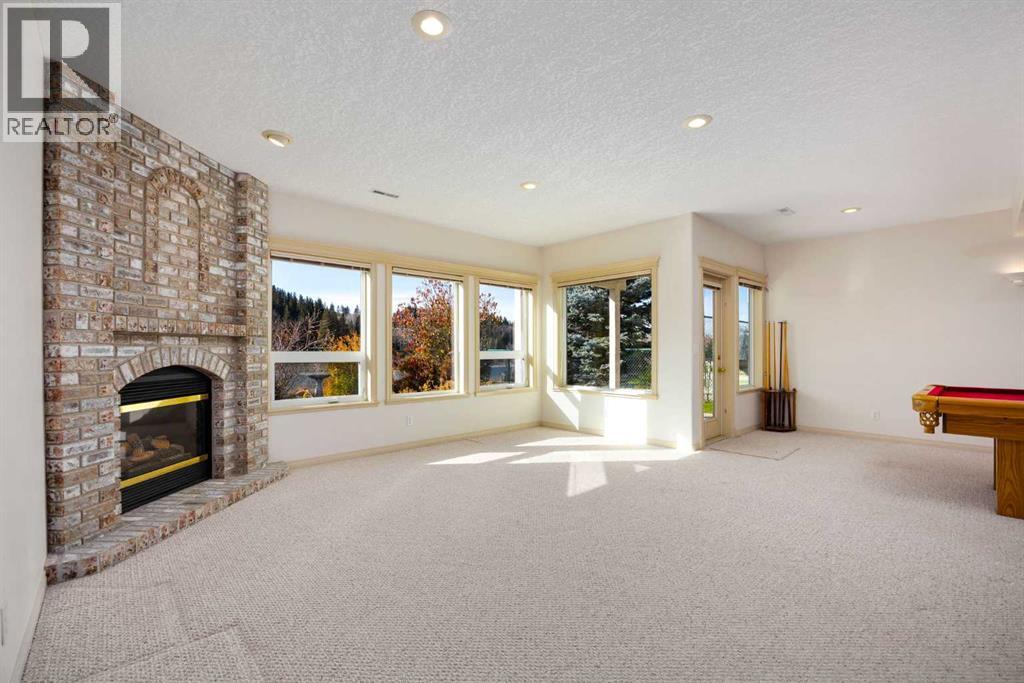 103 West Terrace Point, Cochrane