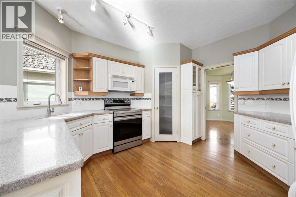 103 West Terrace Point, Cochrane