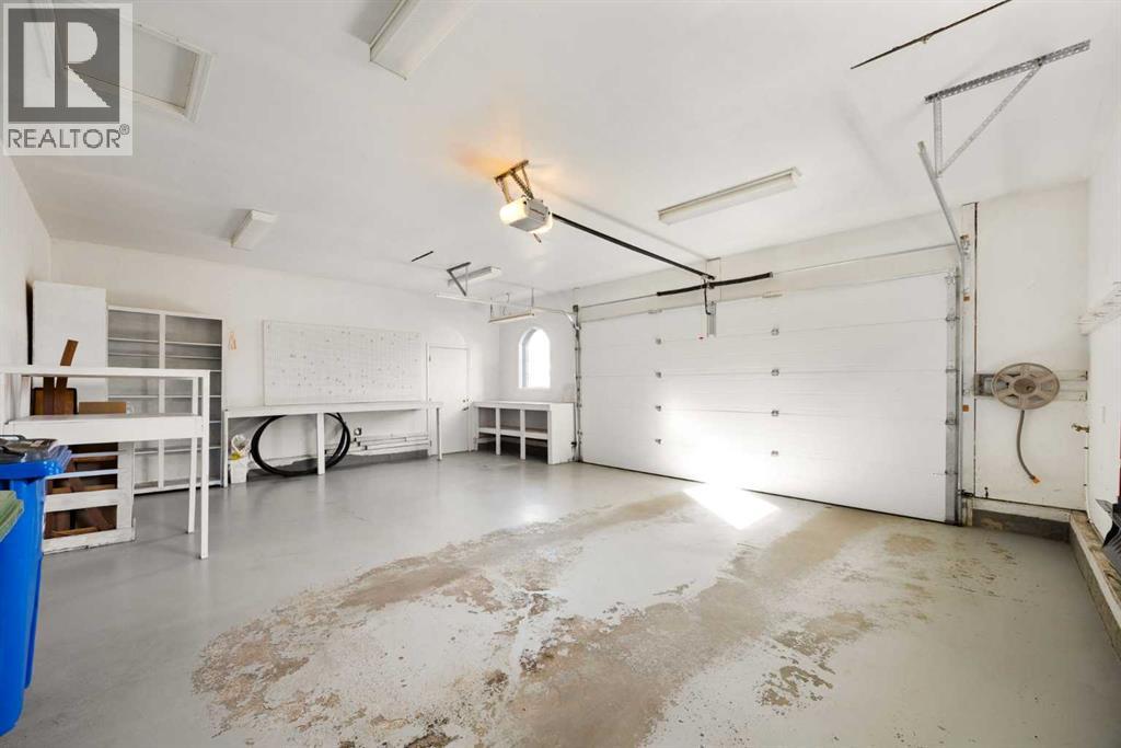 103 West Terrace Point, Cochrane