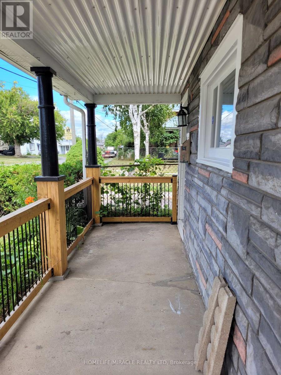 15 FRANCIS STREET - 4