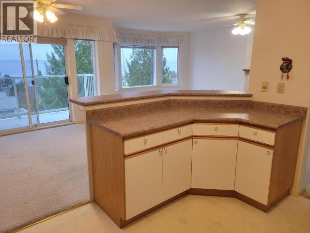 302-6900 BURNABY STREET, Powell River