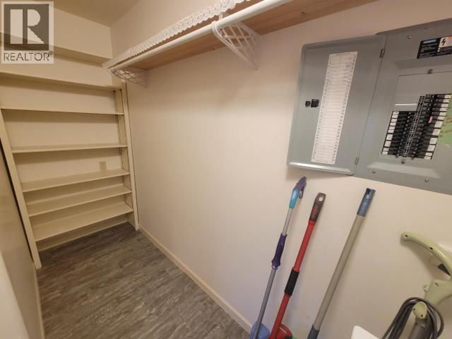 302-6900 BURNABY STREET, Powell River