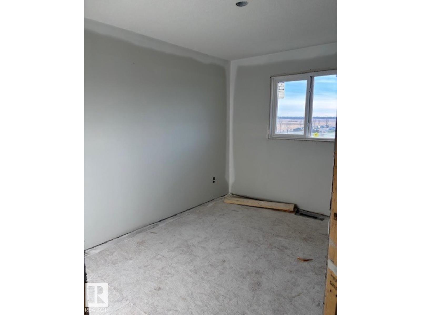 70 EDEN LI, Fort Saskatchewan