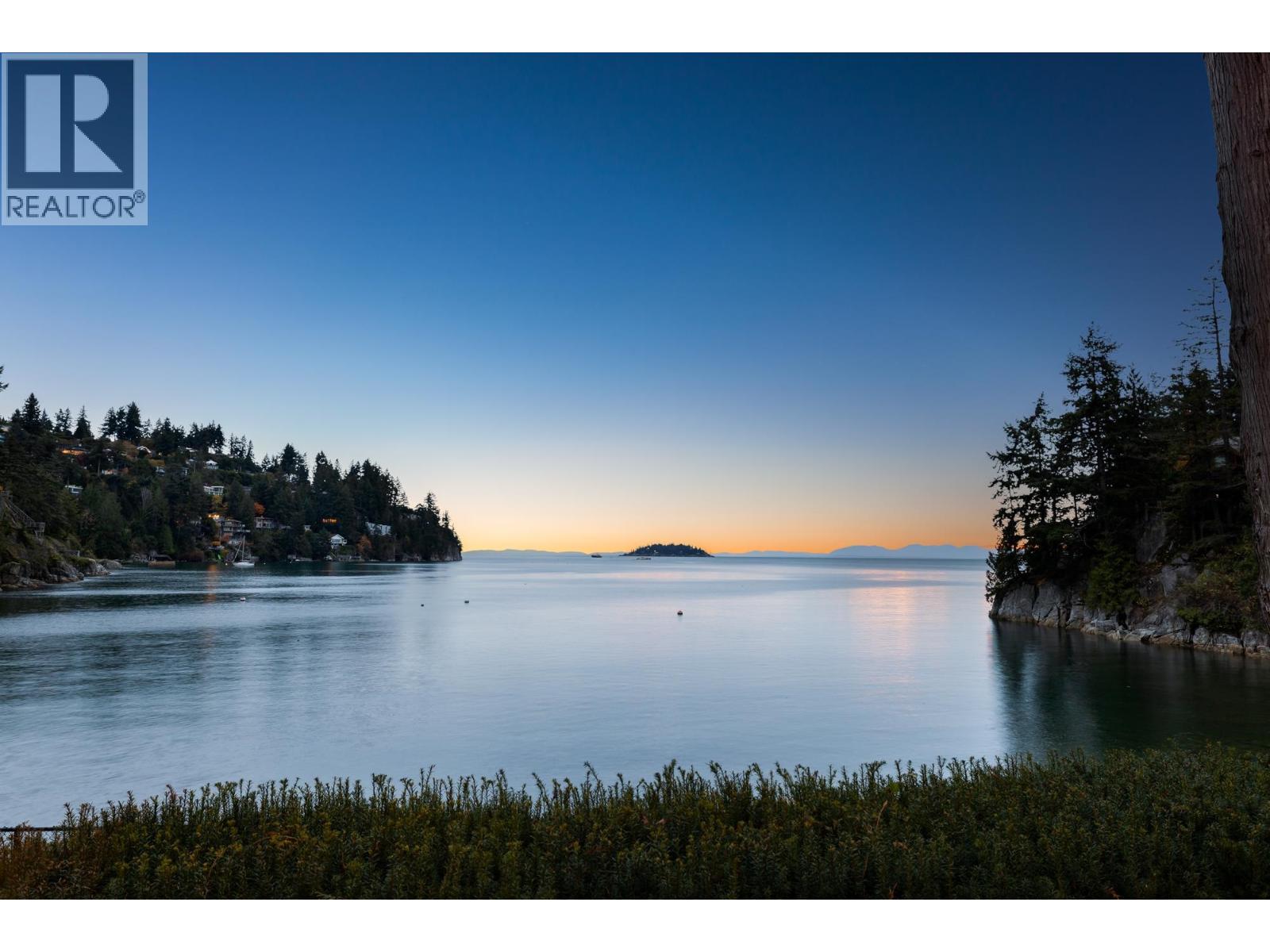 6780 BATCHELOR BAY PLACE, West Vancouver