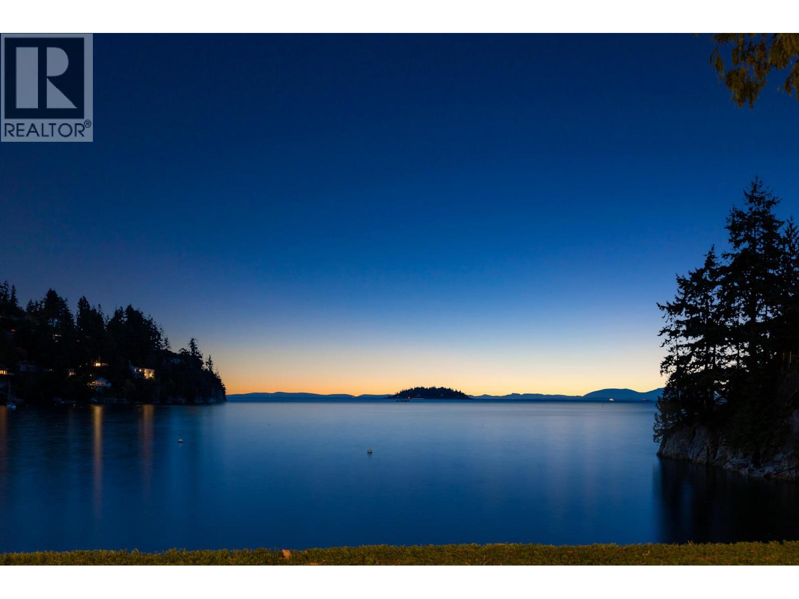 6780 BATCHELOR BAY PLACE, West Vancouver