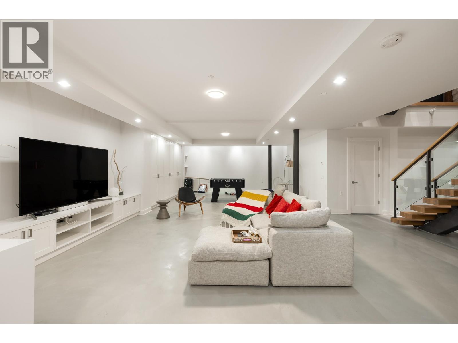 6780 BATCHELOR BAY PLACE, West Vancouver