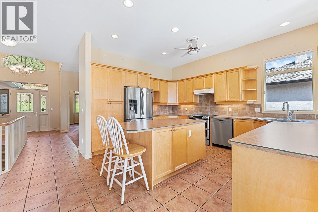 3 17211 Thomson Road, Lake Country