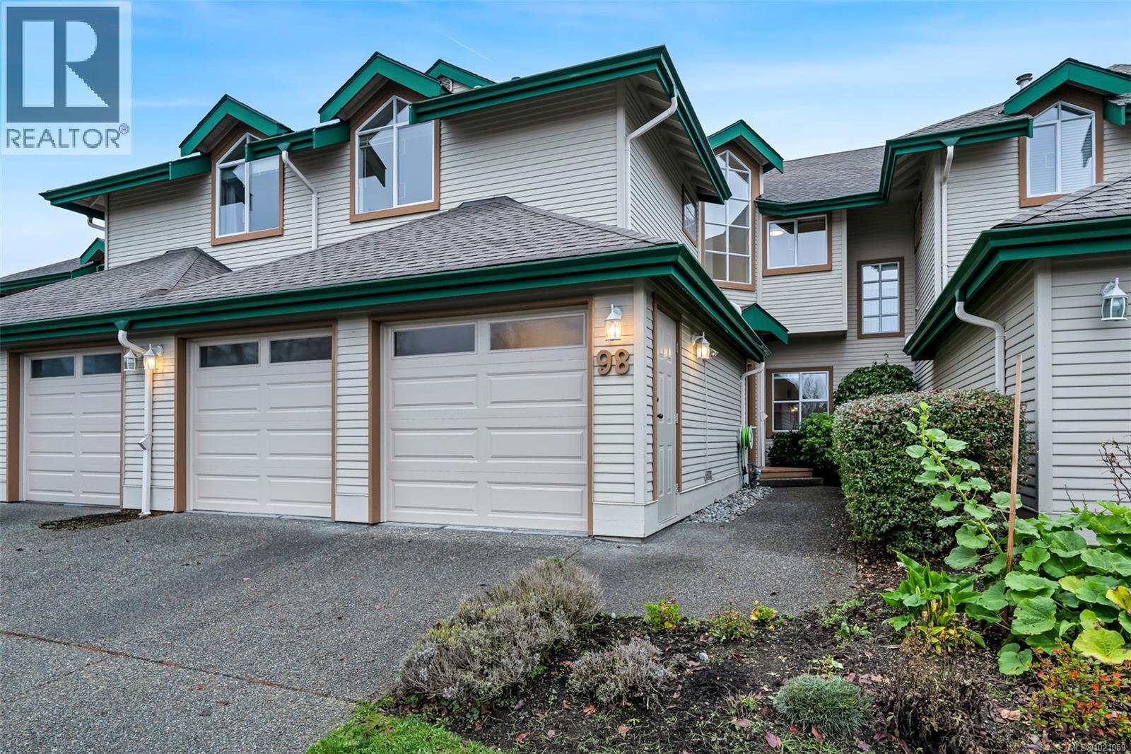 98 530 Marsett Place, Saanich