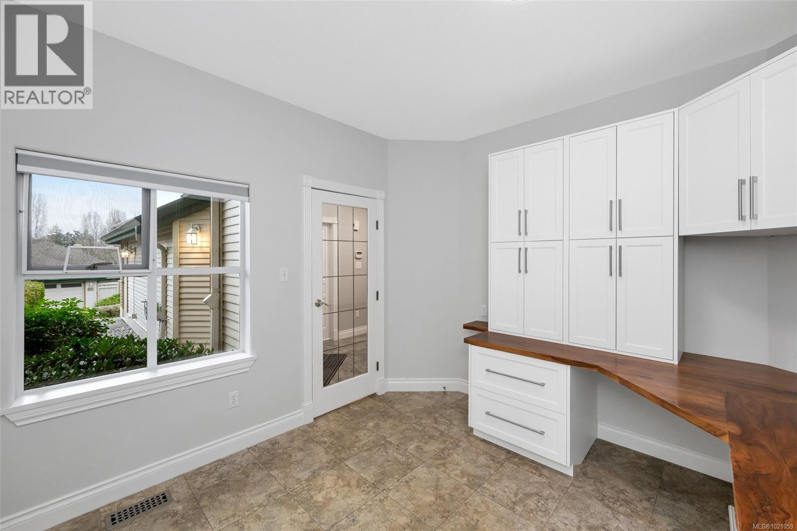 98 530 Marsett Place, Saanich