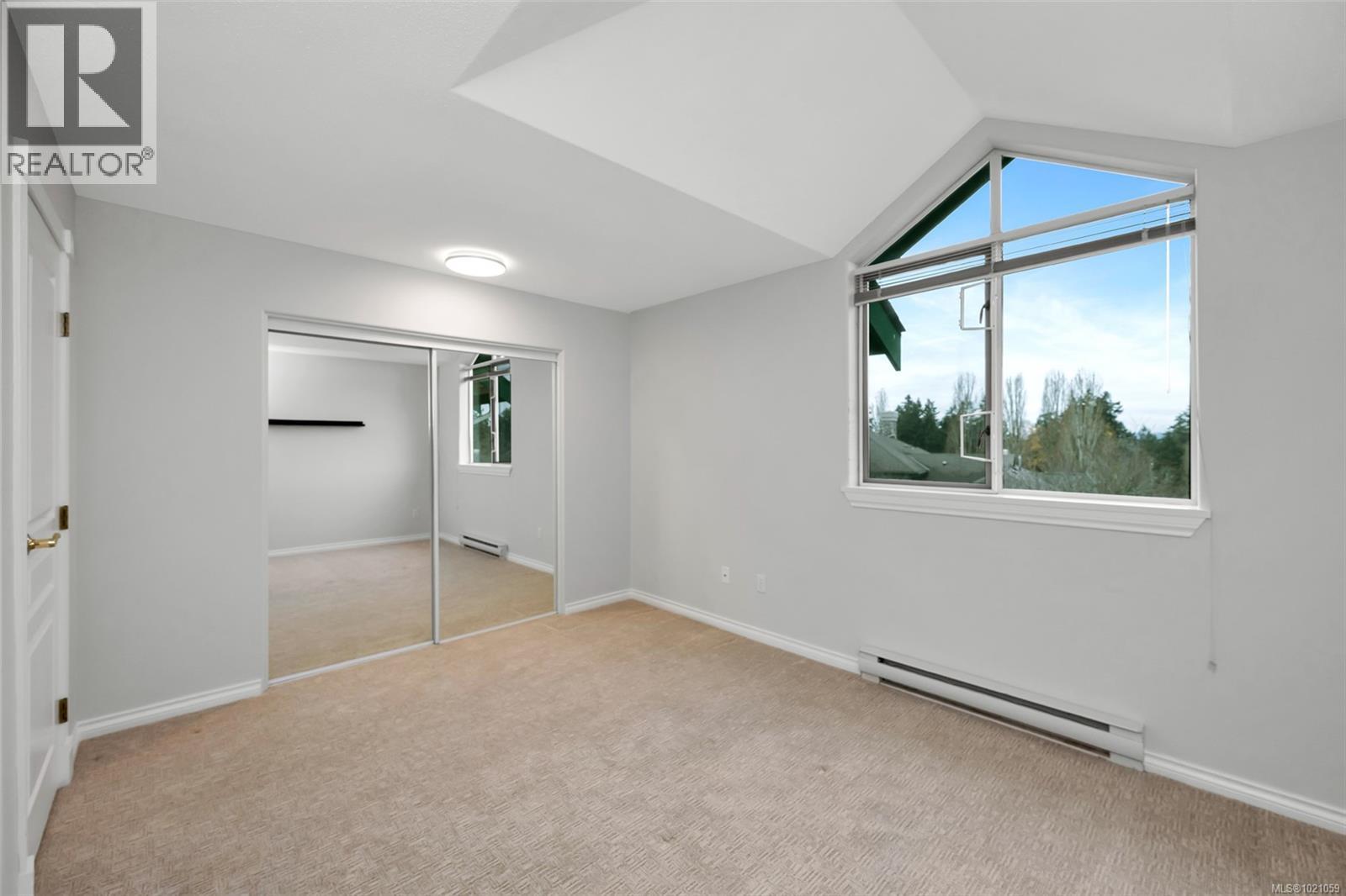 98 530 Marsett Place, Saanich