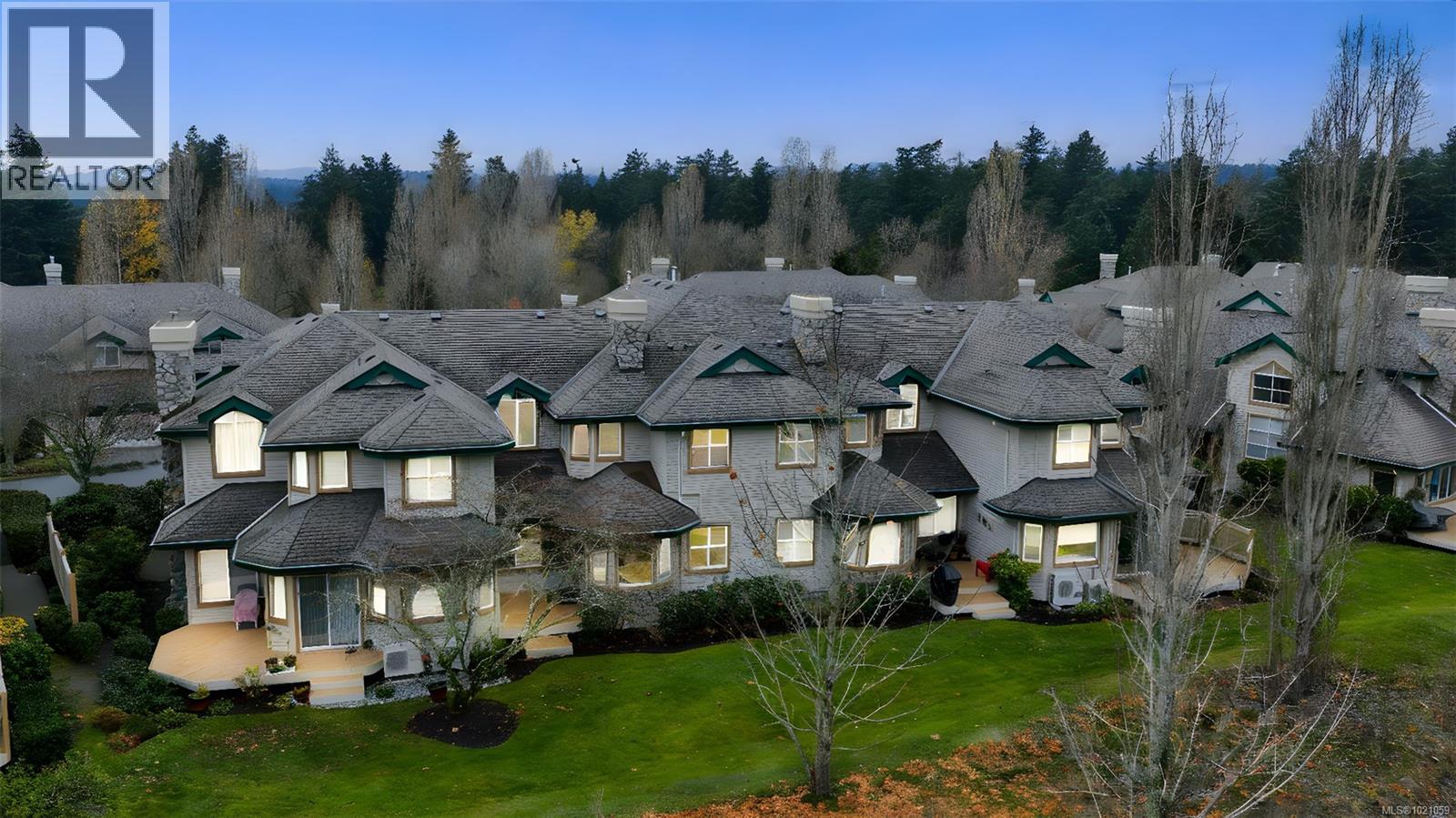 98 530 Marsett Place, Saanich