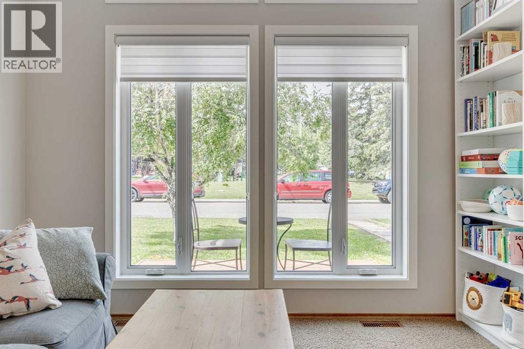 Single Family House 4 Level for Sale in  Millcrest Road SW Millrise Calgary 