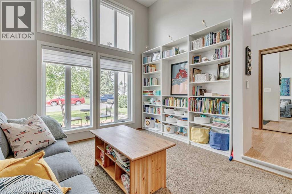 Single Family House 4 Level for Sale in  Millcrest Road SW Millrise Calgary 