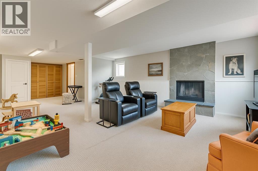 Single Family House 4 Level for Sale in  Millcrest Road SW Millrise Calgary 