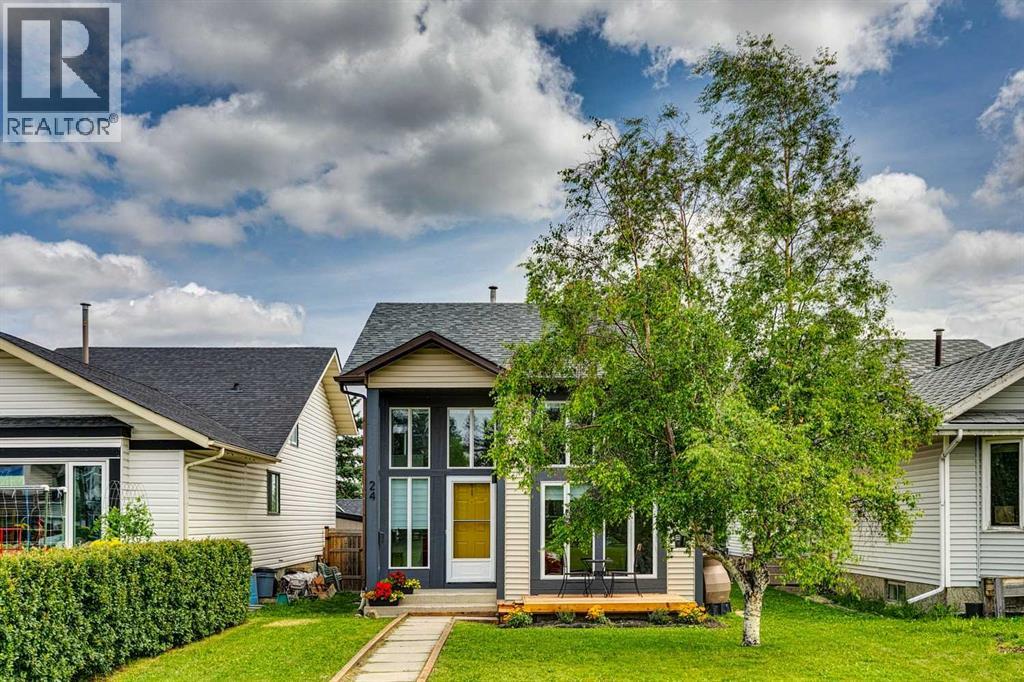 Single Family House 4 Level for Sale in  Millcrest Road SW Millrise Calgary 