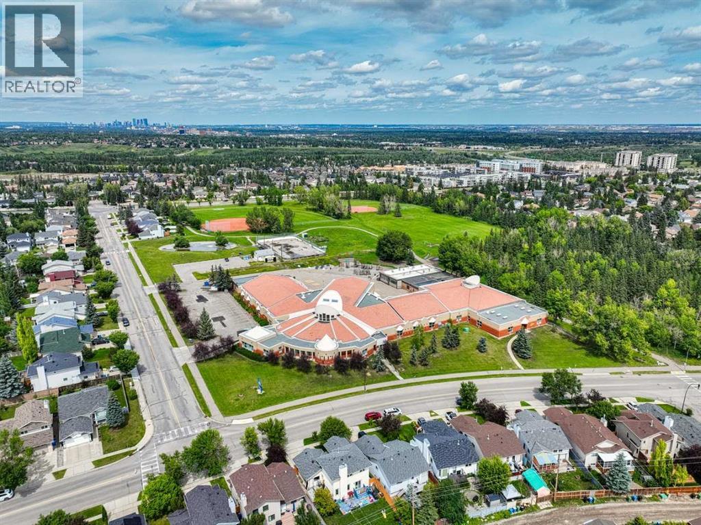 Single Family House 4 Level for Sale in  Millcrest Road SW Millrise Calgary 