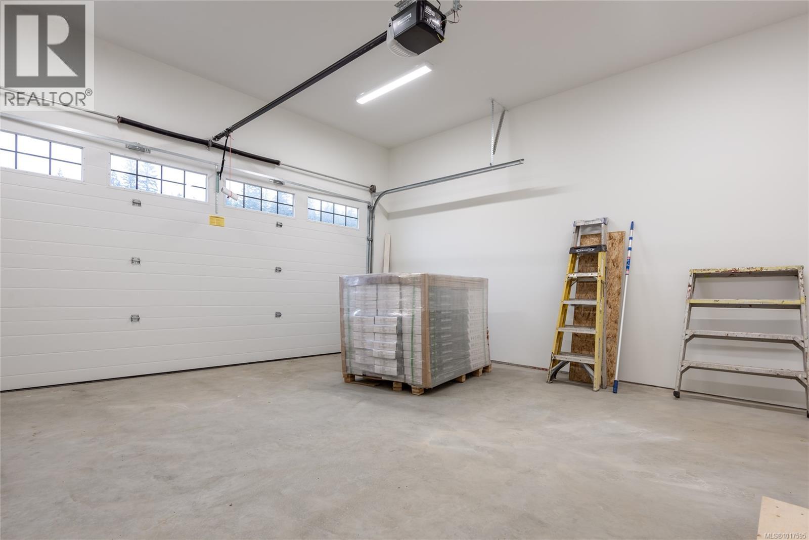 748 Beaver Creek Blvd, Campbell River