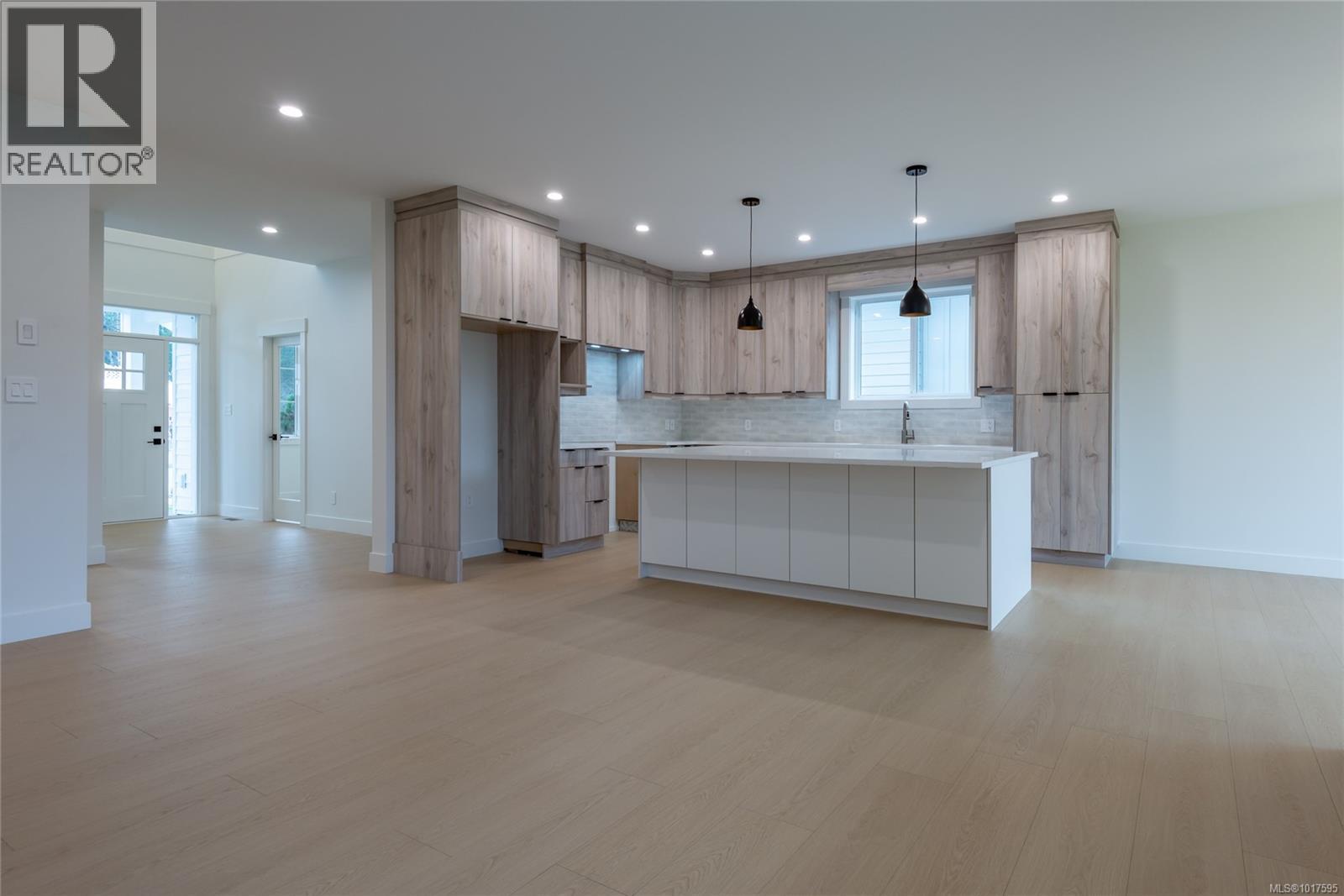 748 Beaver Creek Blvd, Campbell River