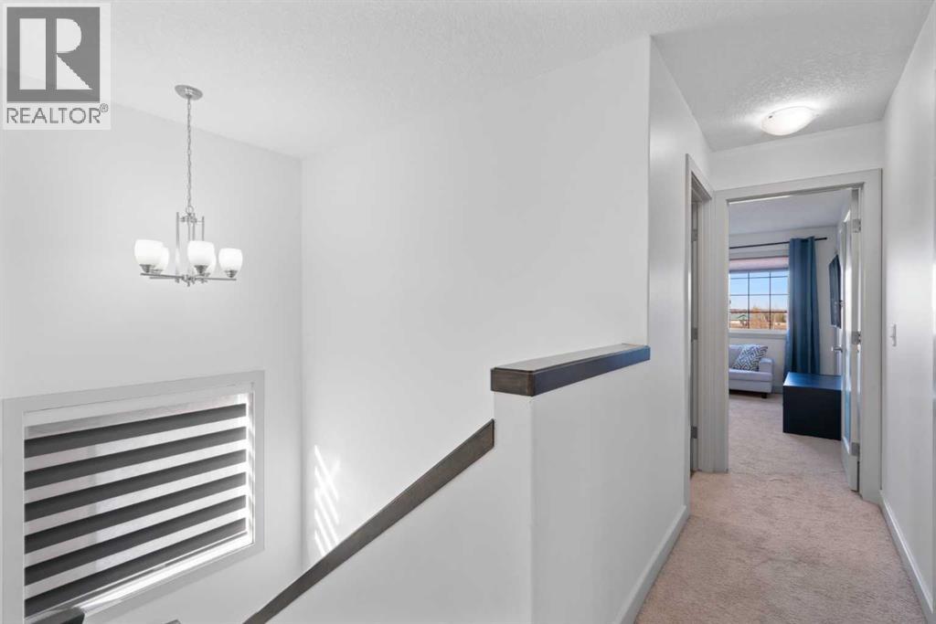 Single Family House for Sale in  Everhollow Rise SW Evergreen Calgary 