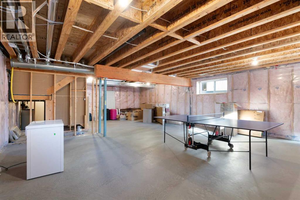 Single Family House for Sale in  Everhollow Rise SW Evergreen Calgary 