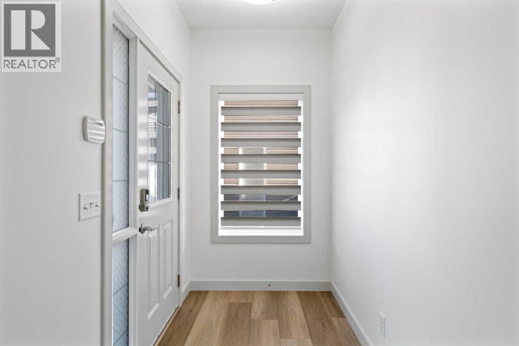 Single Family House for Sale in  Everhollow Rise SW Evergreen Calgary 