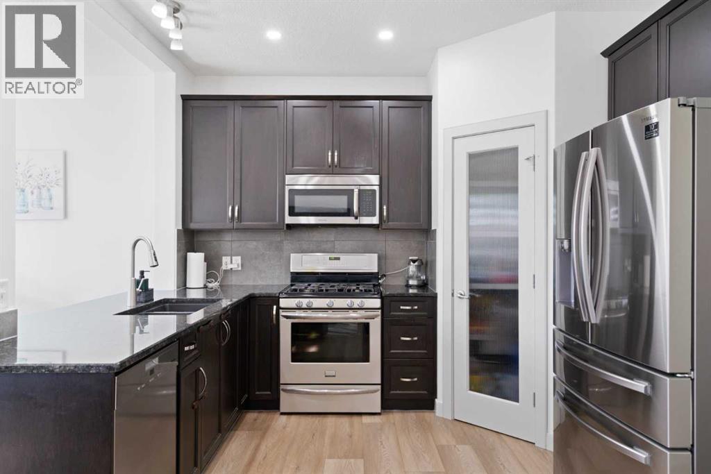 Single Family House for Sale in  Everhollow Rise SW Evergreen Calgary 