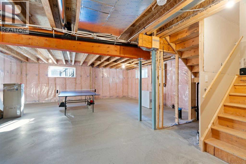 Single Family House for Sale in  Everhollow Rise SW Evergreen Calgary 