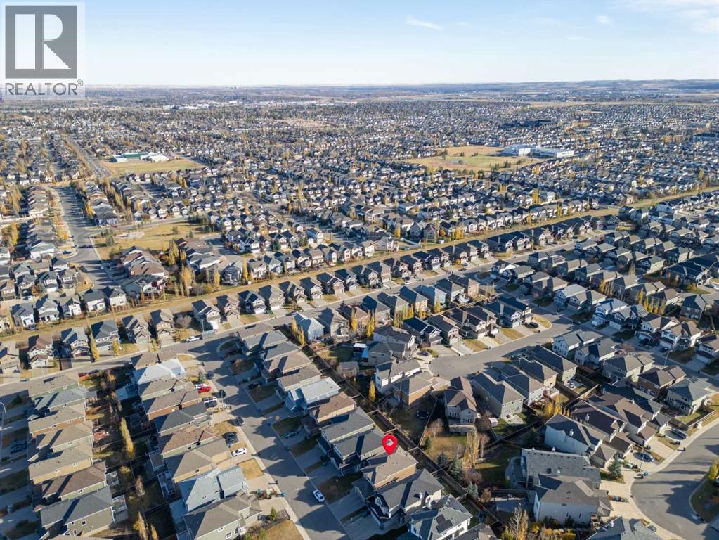 Single Family House for Sale in  Everhollow Rise SW Evergreen Calgary 