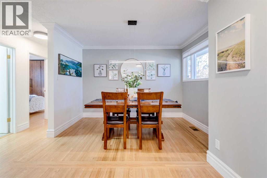 Single Family House Bungalow for Sale in  Bearspaw Drive NW Brentwood Calgary 