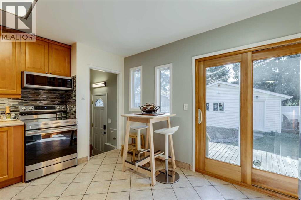 Single Family House Bungalow for Sale in  Bearspaw Drive NW Brentwood Calgary 